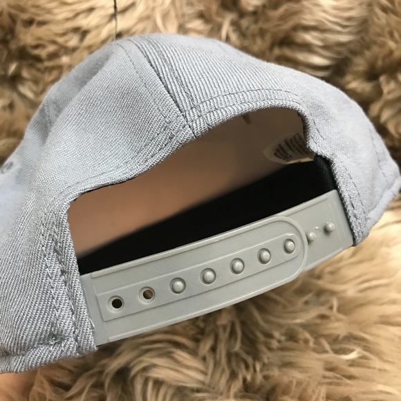 Nike Futura True Snapback Unisex Hat - Picture 2 of 4